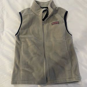 Vineyard Vines gray fleece vest